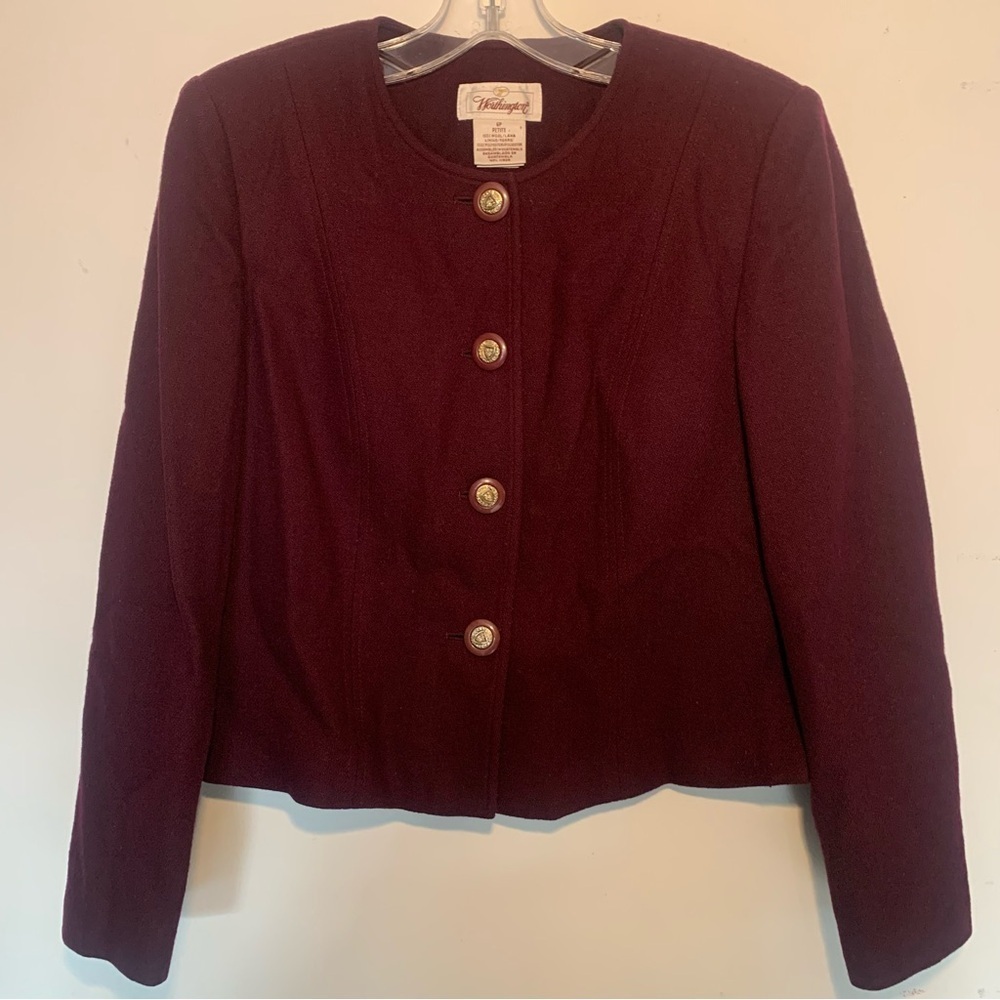 Vintage Worthington 100% Wool Blazer Size 6 Petite Beautiful Gold Crest Buttons